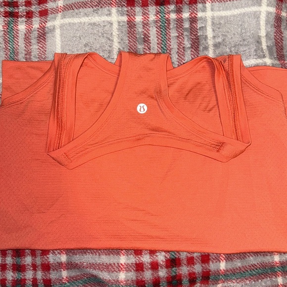 Lululemon racerback tank top long version - Picture 4 of 4